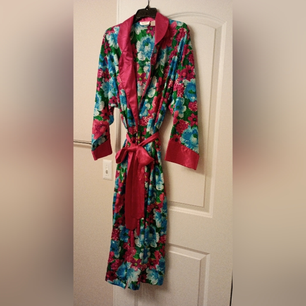 Victoria's Secret Floral Satin Robe